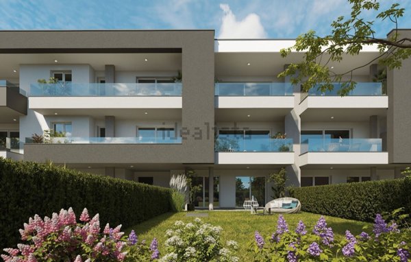 appartamento in vendita a Cadorago in zona Caslino al Piano