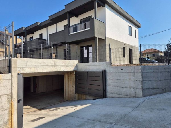 appartamento in vendita a Cadorago in zona Caslino al Piano