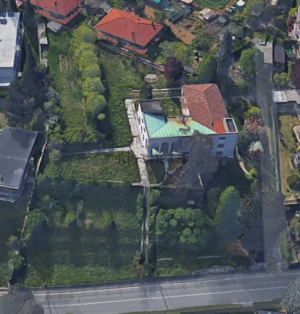 casa indipendente in vendita a Cadorago