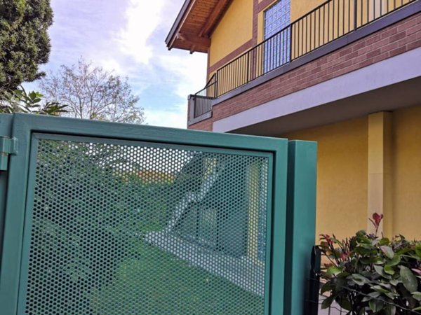 appartamento in vendita a Cadorago in zona Caslino al Piano