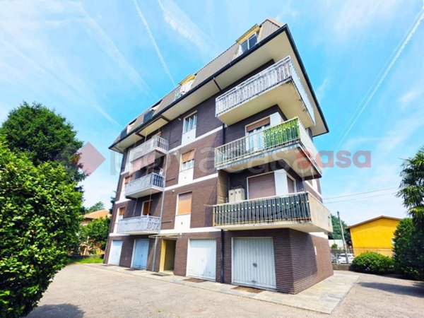 appartamento in vendita a Cadorago in zona Caslino al Piano