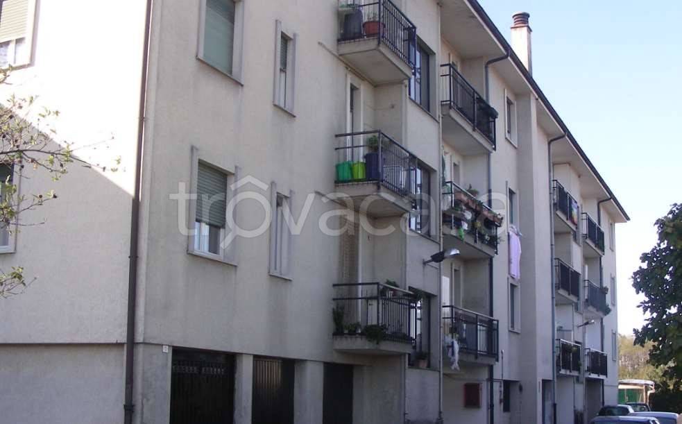 appartamento in vendita a Cadorago in zona Caslino al Piano