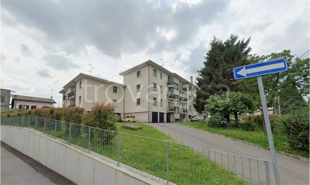 appartamento in vendita a Cadorago in zona Caslino al Piano