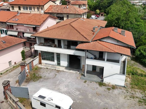 terreno edificabile in vendita a Cadorago in zona Caslino al Piano