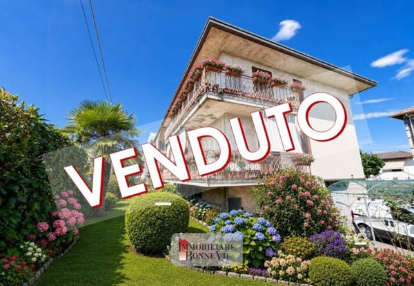 appartamento in vendita a Cadorago in zona Caslino al Piano