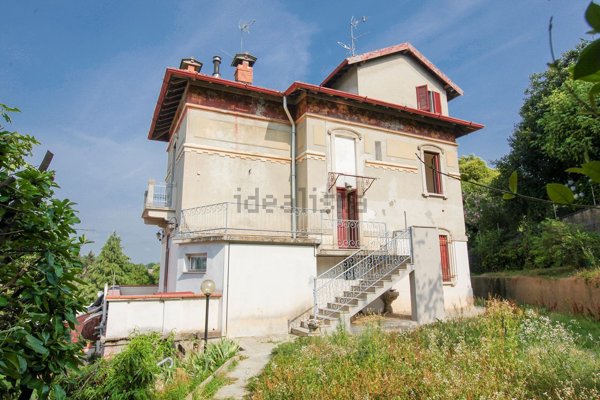 casa indipendente in vendita a Cadorago in zona Caslino al Piano