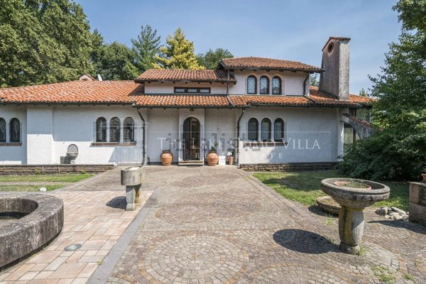 casa indipendente in vendita a Cadorago in zona Caslino al Piano