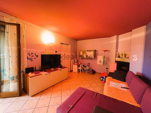 appartamento in vendita a Cadorago in zona Caslino al Piano