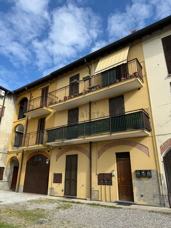 appartamento in vendita a Cadorago in zona Bulgorello