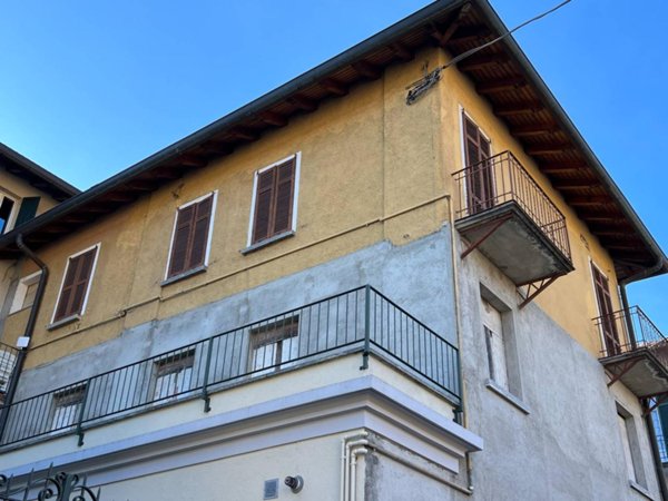 casa indipendente in vendita a Caglio