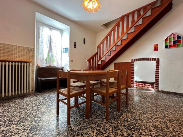 casa indipendente in vendita a Caglio