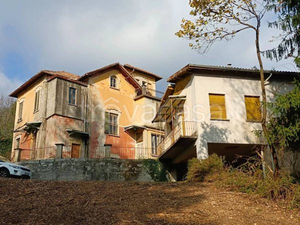 casa indipendente in vendita a Caglio