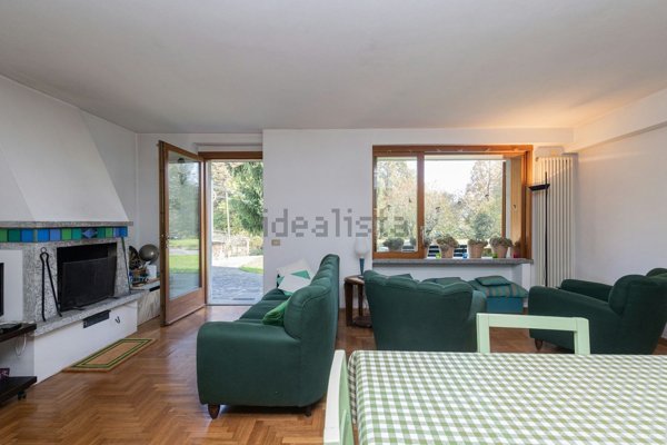 casa indipendente in vendita a Caglio