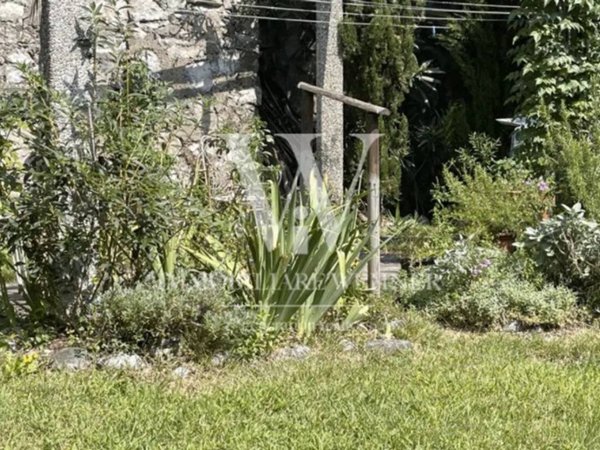 casa indipendente in vendita a Campione d'Italia