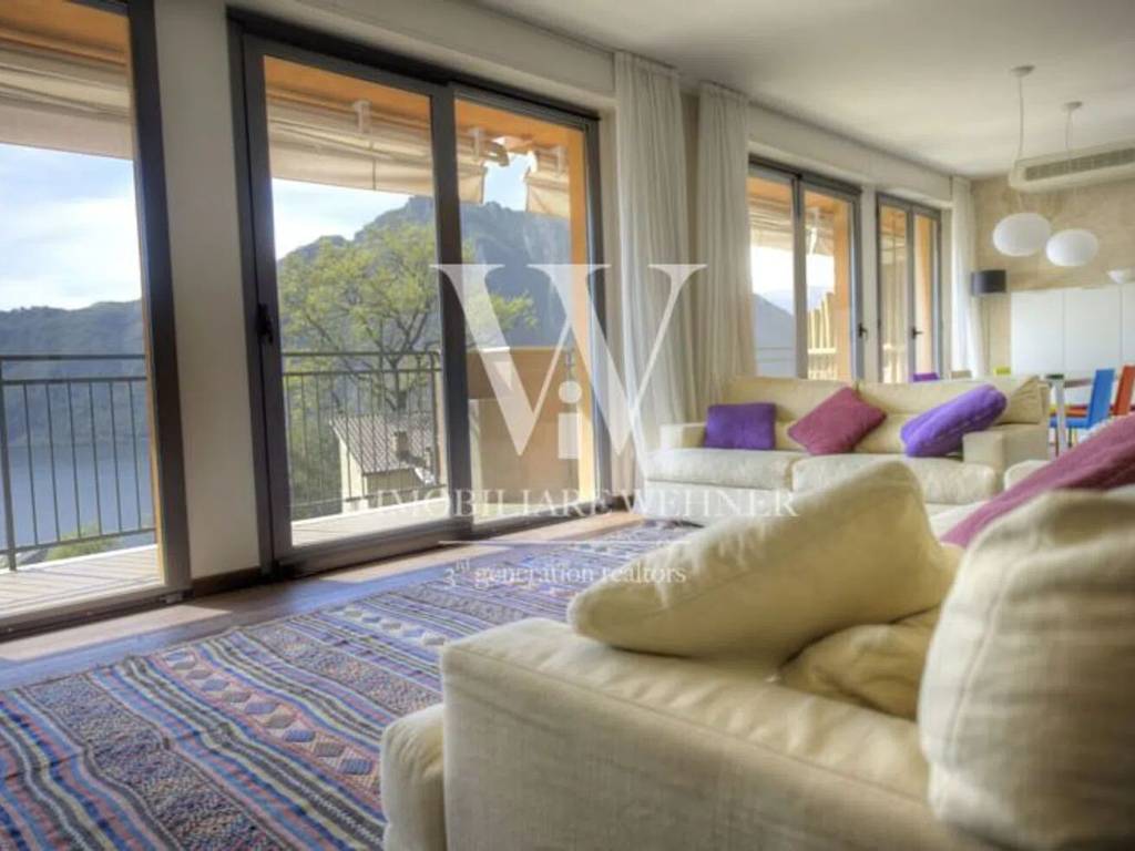 appartamento in vendita a Campione d'Italia