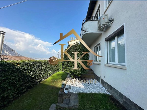 casa indipendente in vendita a Campione d'Italia