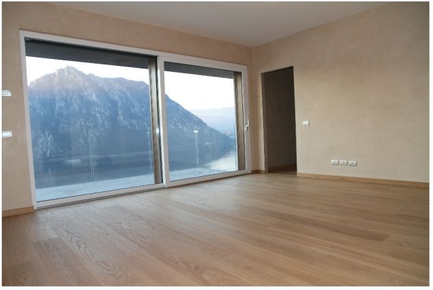 casa indipendente in vendita a Campione d'Italia