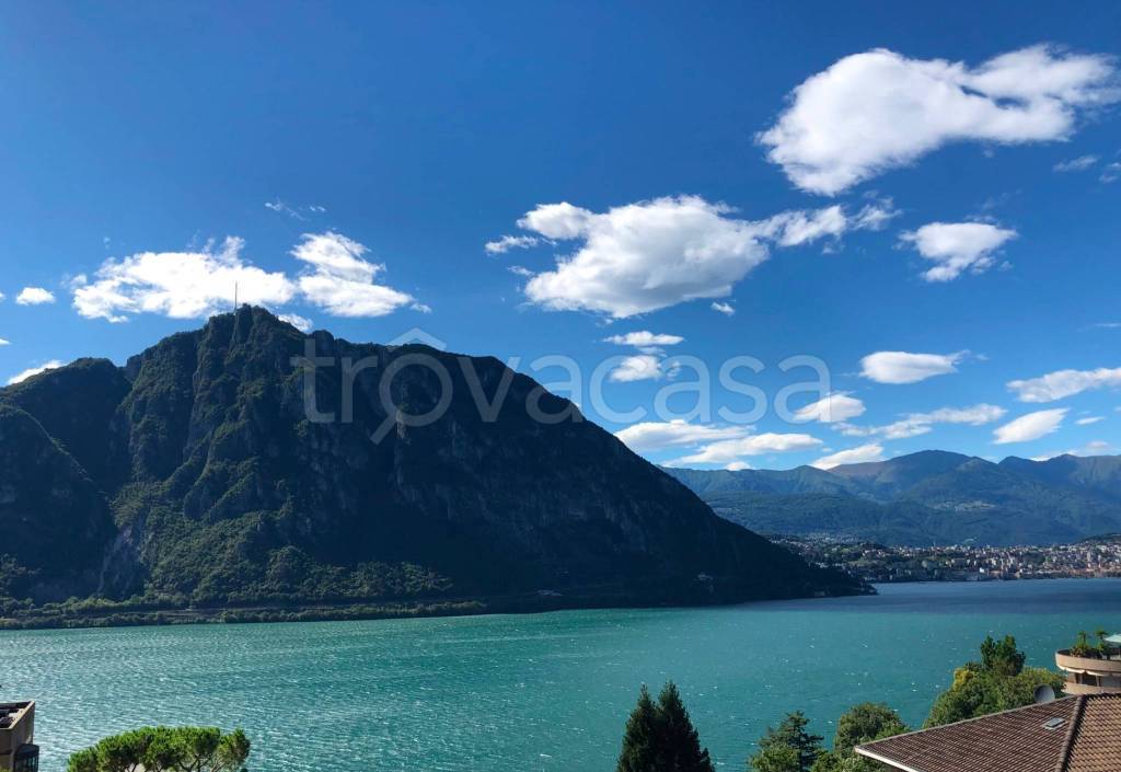 appartamento in vendita a Campione d'Italia