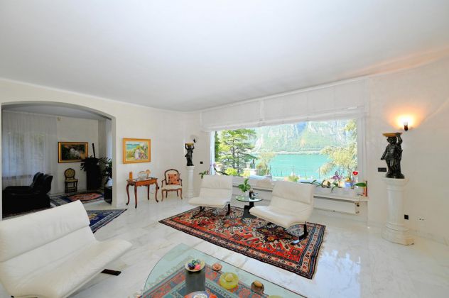 casa indipendente in vendita a Campione d'Italia