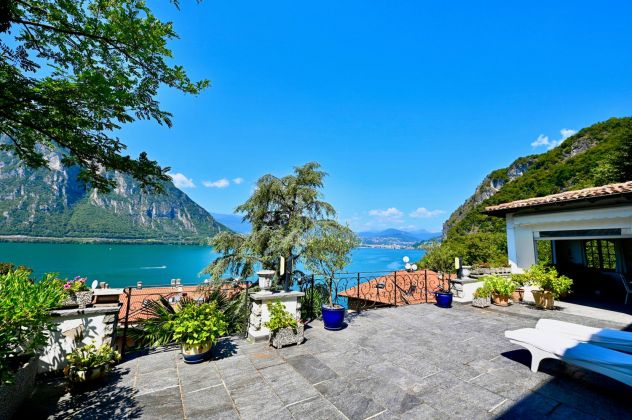 casa indipendente in vendita a Campione d'Italia