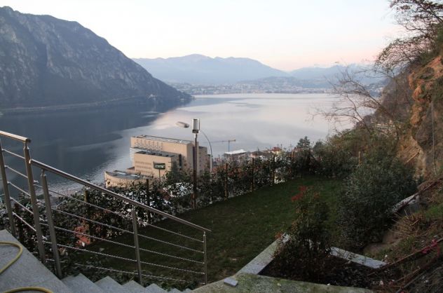 casa indipendente in vendita a Campione d'Italia