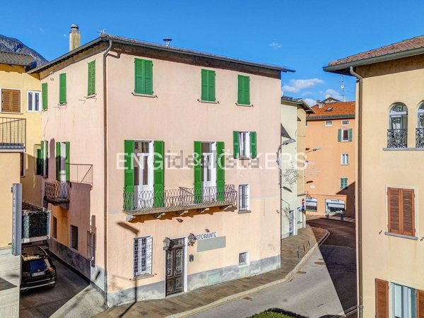 locale commerciale in vendita a Campione d'Italia