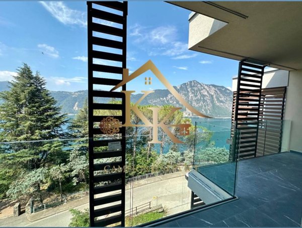 appartamento in vendita a Campione d'Italia