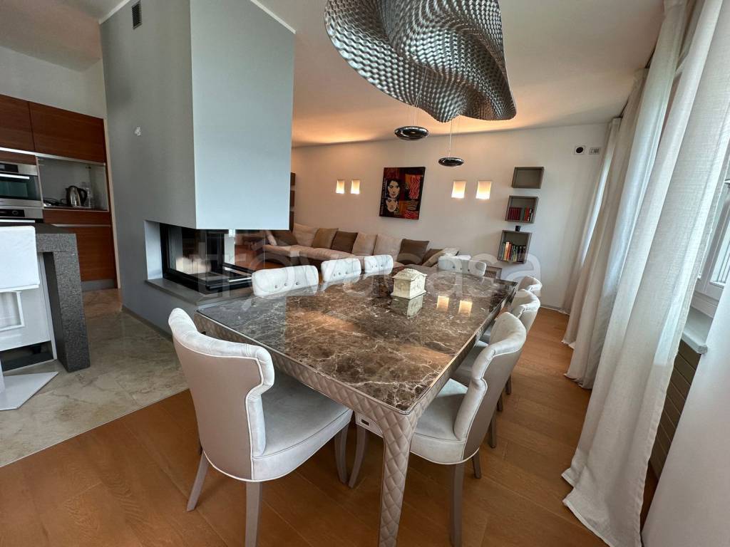 appartamento in vendita a Campione d'Italia