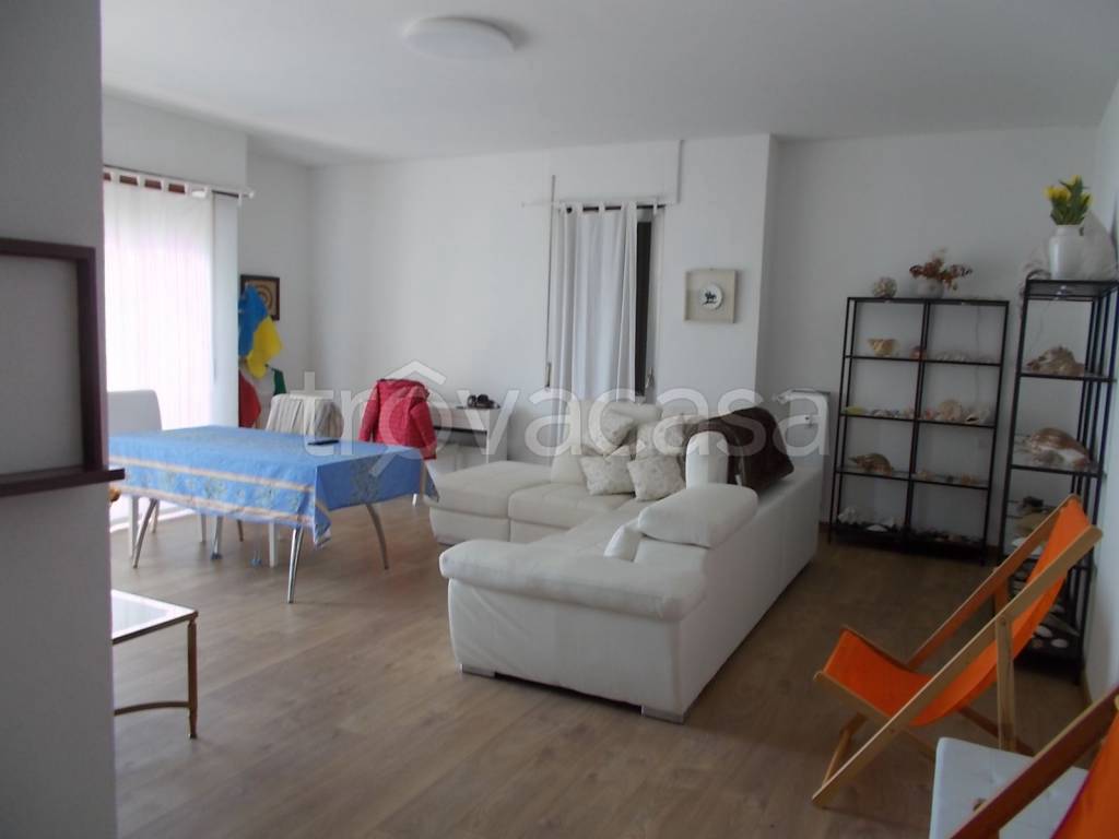 appartamento in vendita a Campione d'Italia