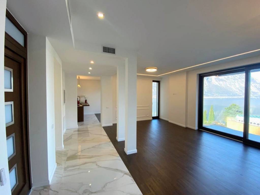 casa indipendente in vendita a Campione d'Italia