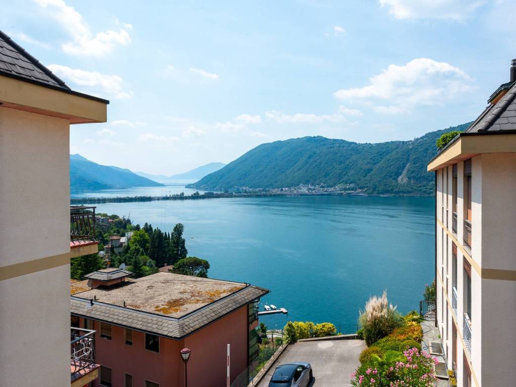 appartamento in vendita a Campione d'Italia in zona Capernago