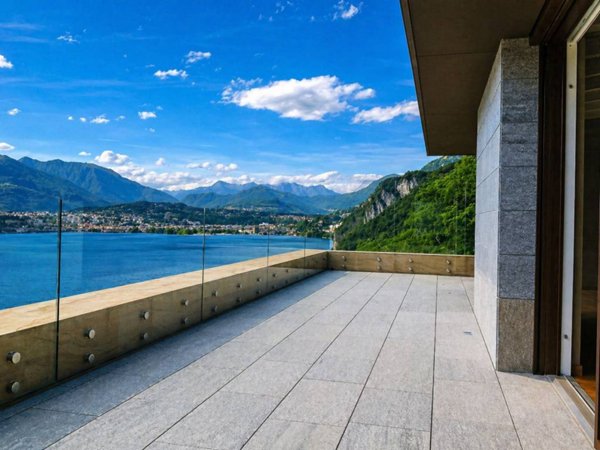 casa indipendente in vendita a Campione d'Italia