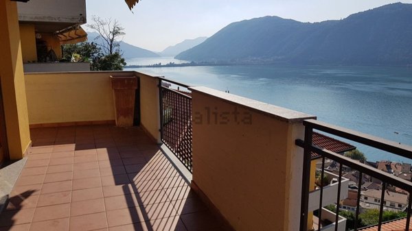 appartamento in vendita a Campione d'Italia in zona Scirèe