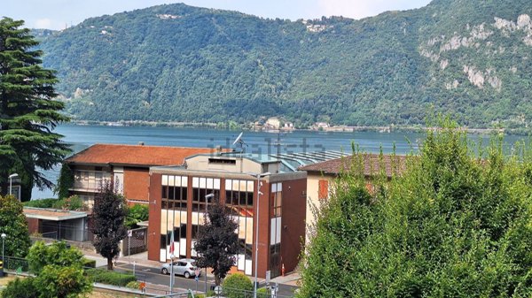 appartamento in vendita a Campione d'Italia