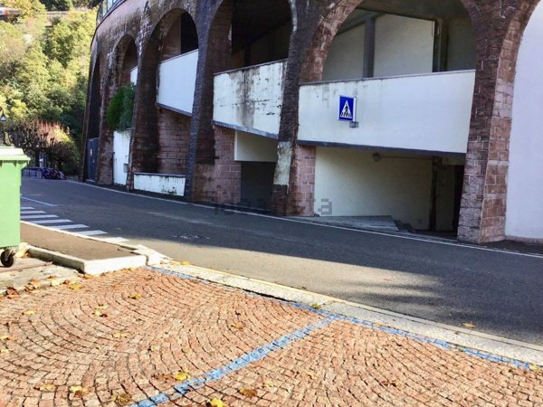 box auto in vendita a Campione d'Italia in zona Capernago