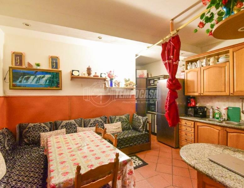 appartamento in vendita a Cantù in zona Cascina Amata