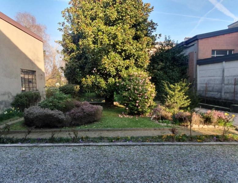 casa indipendente in vendita a Cantù