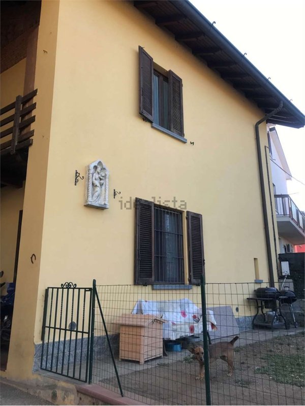 appartamento in vendita a Cantù in zona Cascina Amata