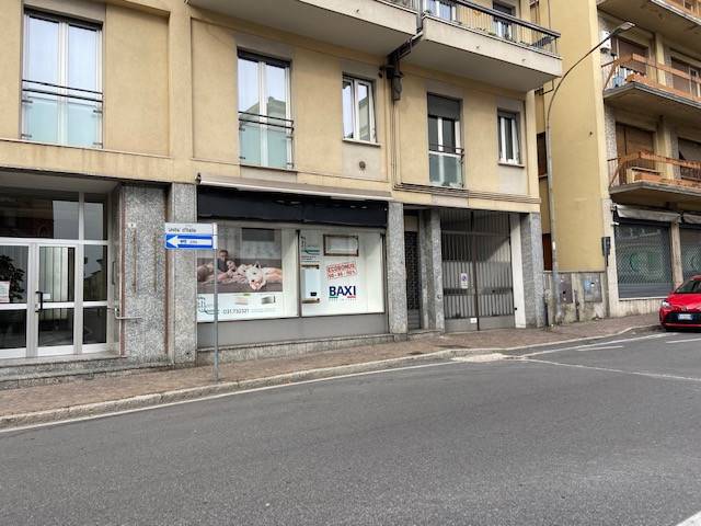 negozio in vendita a Cantù