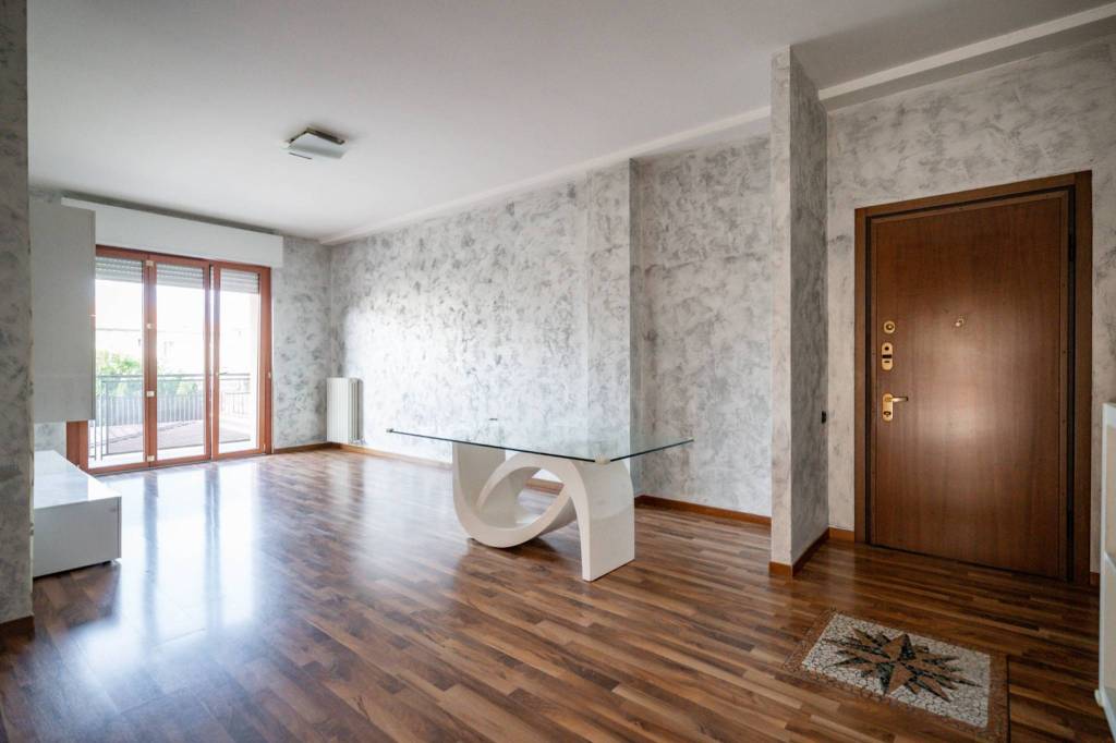 appartamento in vendita a Cantù in zona Vighizzolo