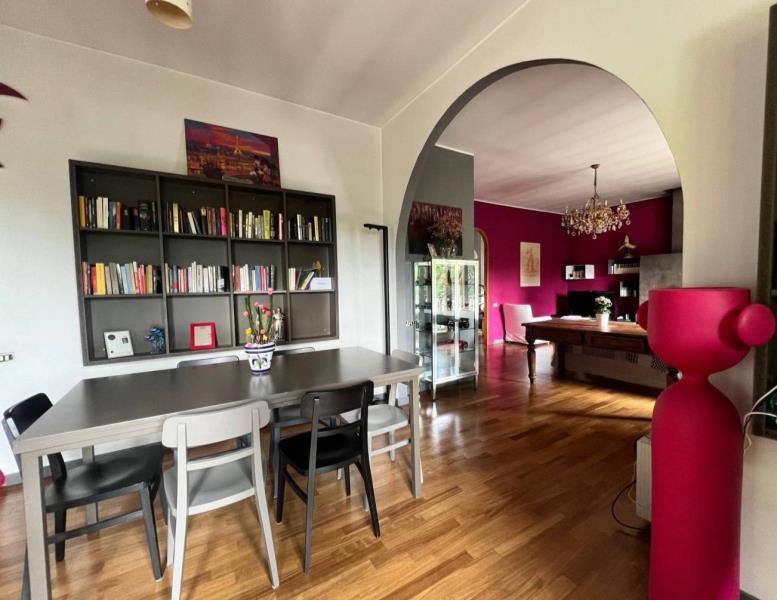 casa indipendente in vendita a Cantù