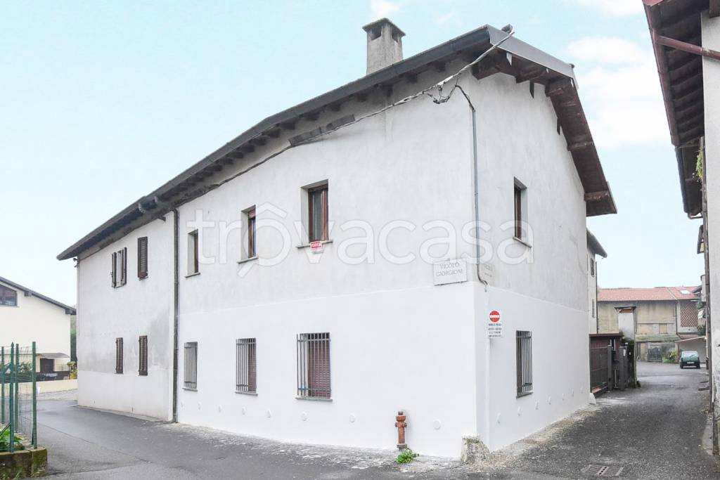 appartamento in vendita a Cantù