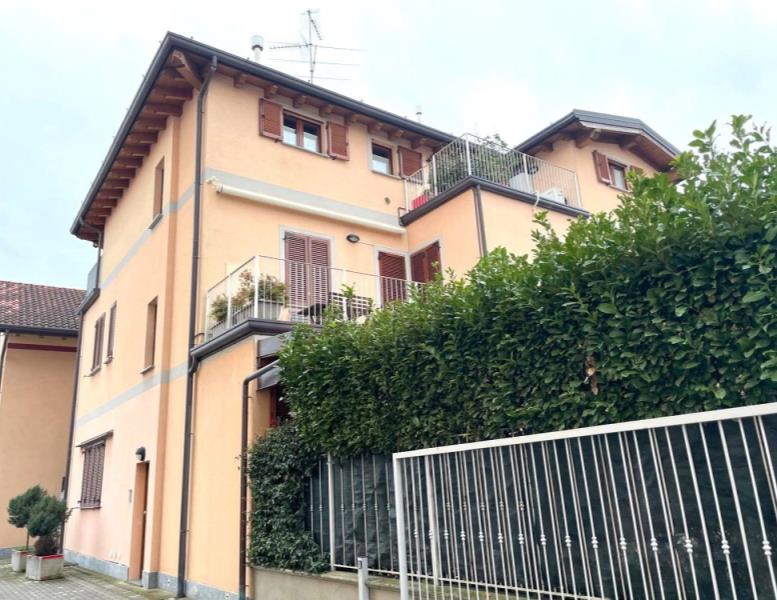 appartamento in vendita a Cantù in zona Vighizzolo