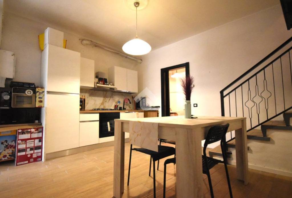 casa indipendente in vendita a Cantù in zona Vighizzolo