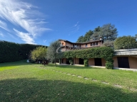 casa indipendente in vendita a Cantù