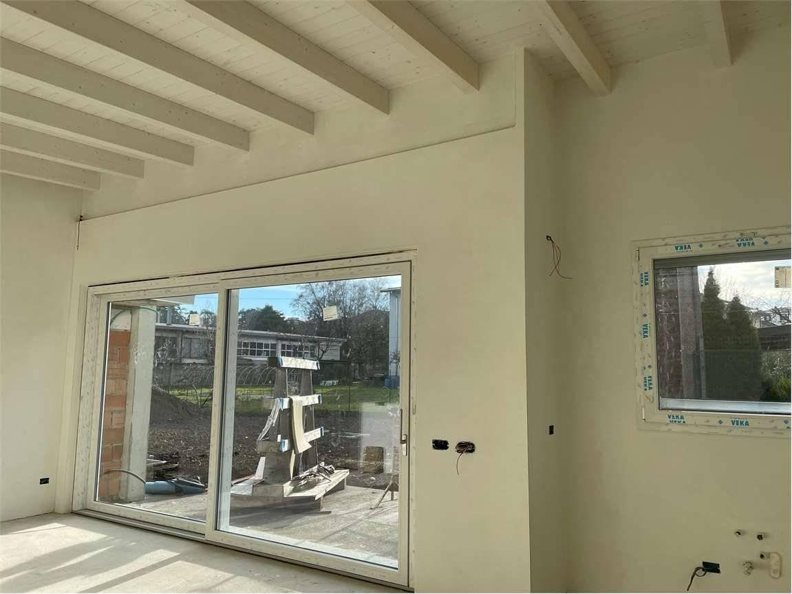 casa indipendente in vendita a Cantù