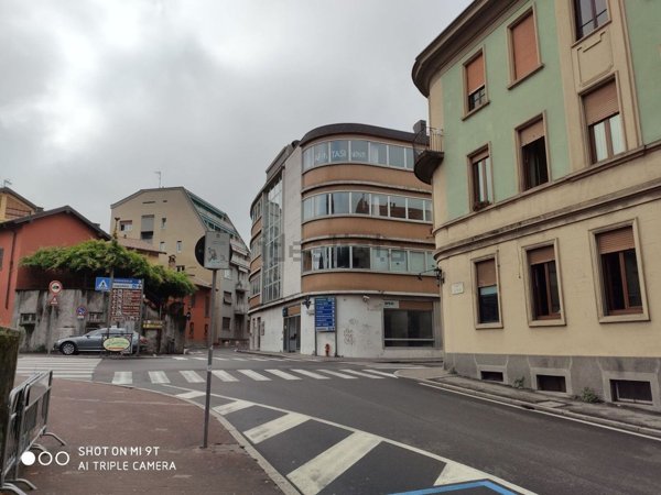 ufficio in vendita a Cantù