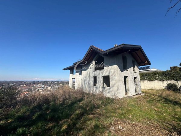 casa indipendente in vendita a Cantù