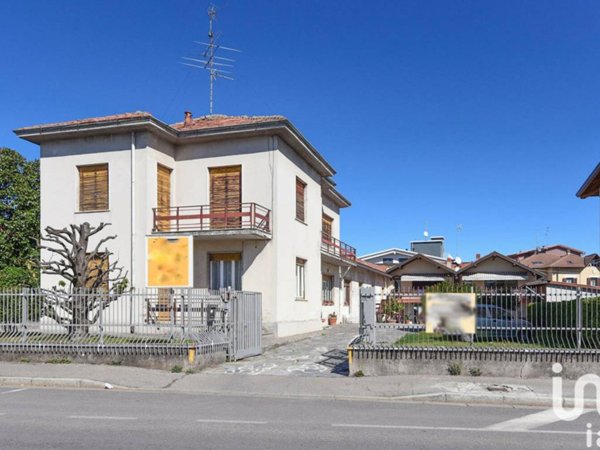 casa indipendente in vendita a Cantù in zona Vighizzolo