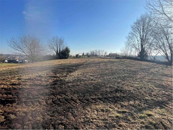 terreno agricolo in vendita a Cantù in zona Cascina Amata